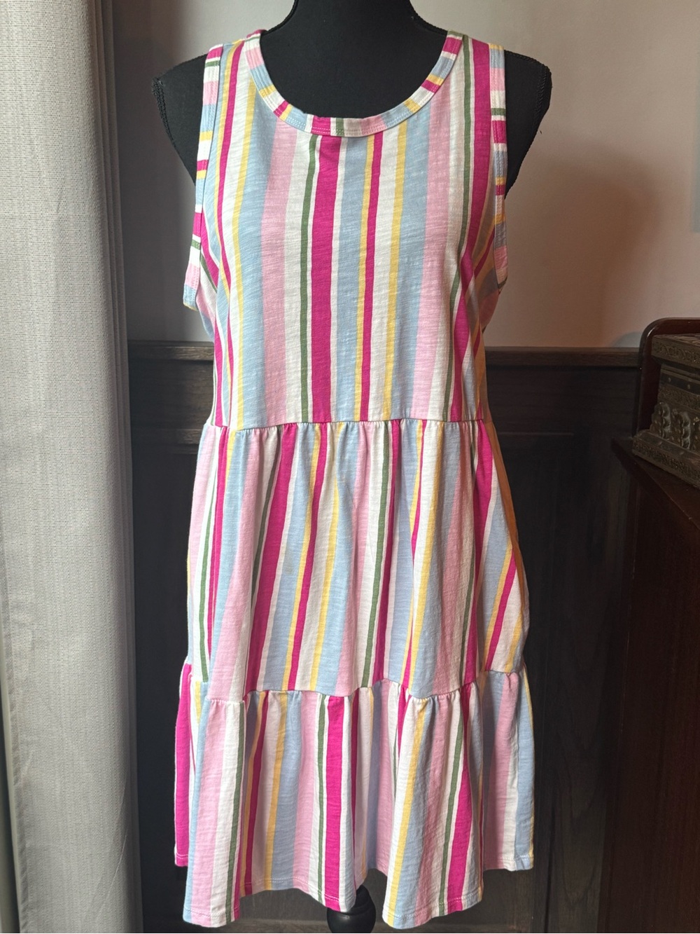 GAP Multicolor Striped Tank Top in Pink, Yellow, Blue euc large